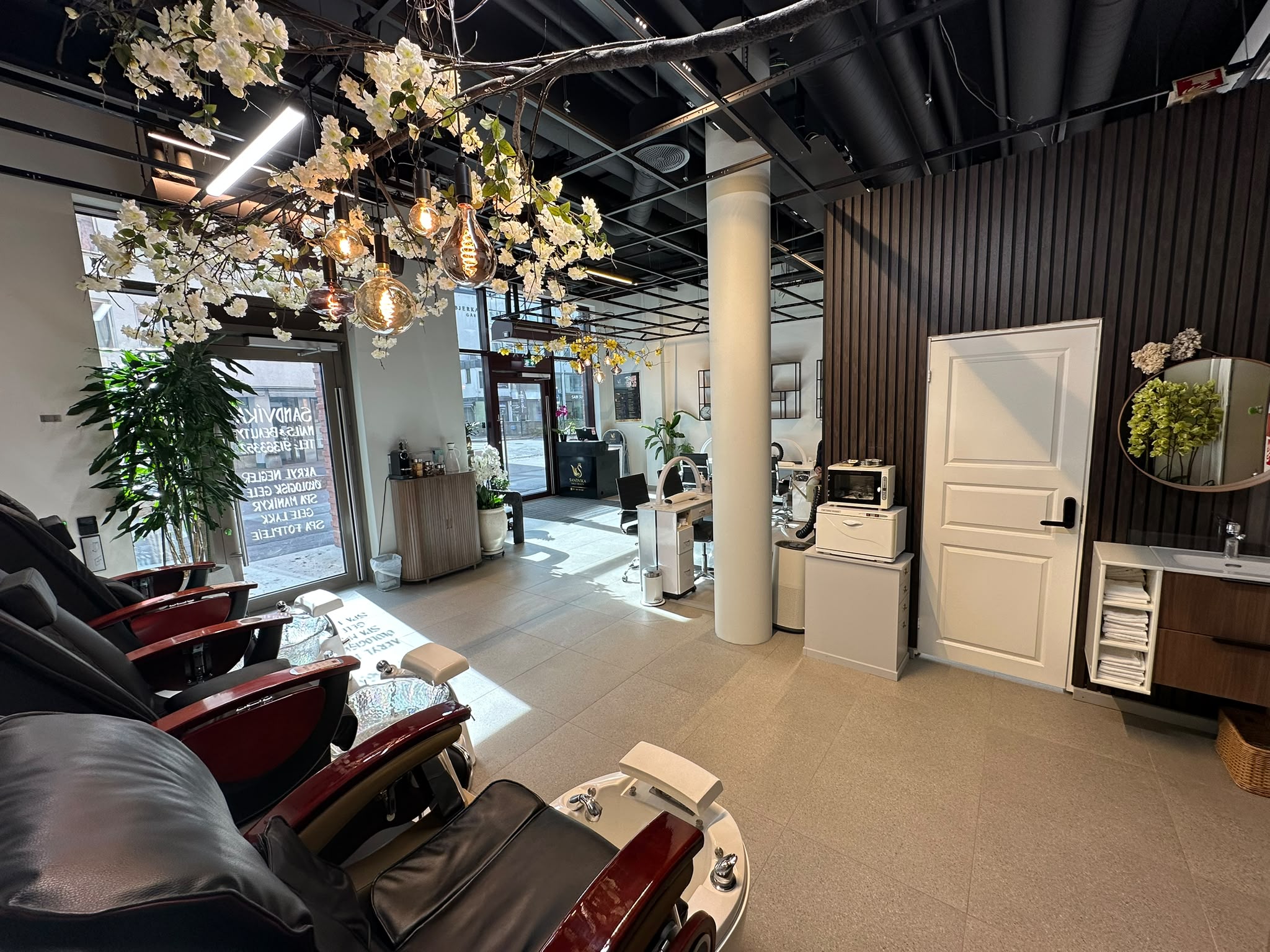 Spa pedikyr i salongen